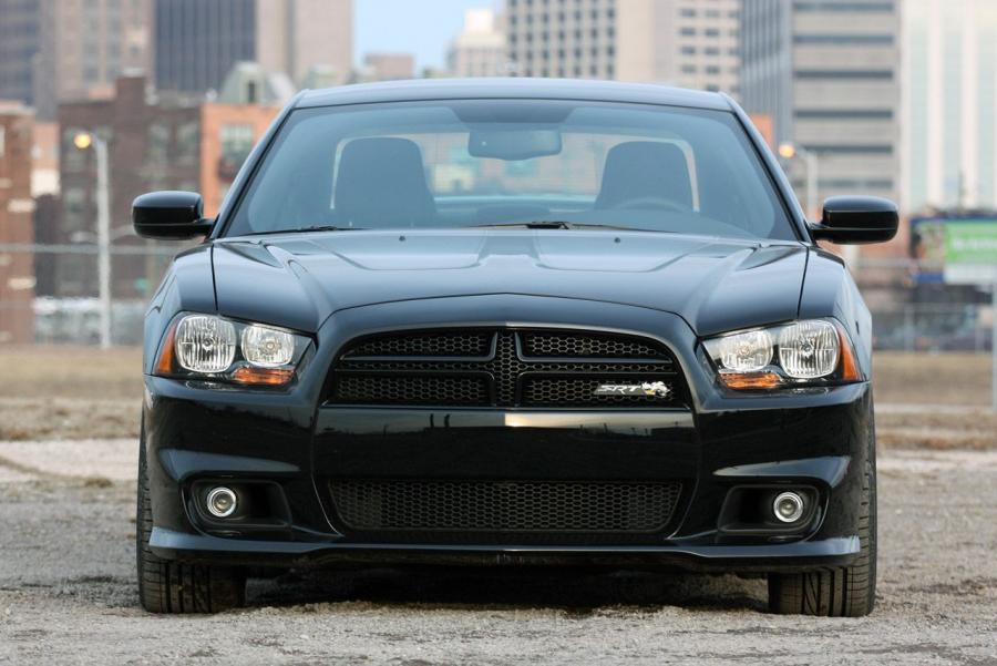  Dodge Charger SRT8 Super Bee 2013 года  (фото 6 из 30)